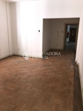 apartment em Rua Marechal Floriano Peixoto, Centro Histórico - Porto Alegre - RS