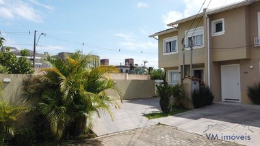 house em Rua Frederico Augusto Hanemann, Central Park - Cachoeirinha - RS