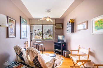 apartment em Avenida Neusa Goulart Brizola, Petrópolis - Porto Alegre - RS