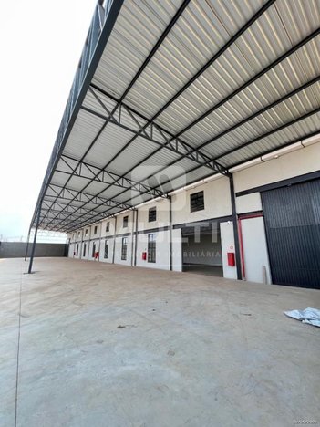 industrial em Via Marginal, Laranjeiras - Uberlândia - MG