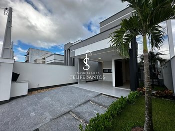house em Rua Etelvino Leal Nunes, Centro - Canelinha - SC
