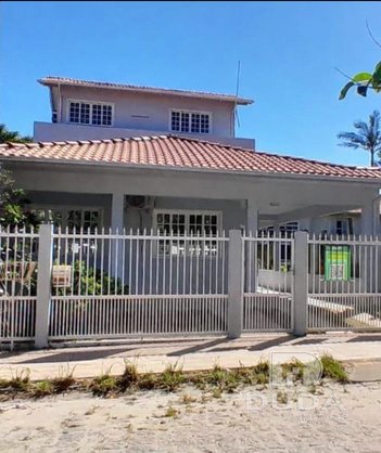 house em Rua Ruth da Cruz Secco, Centro - Imbituba - SC