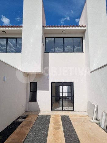 house em Rua Antônio Kehdi Sobrinho, Novo Mundo - Uberlândia - MG