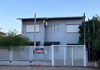 house em Rua Senador Salgado Filho, Centro - Esteio - RS