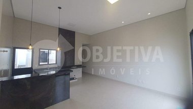 house em Rua Pratinha, Laranjeiras - Uberlândia - MG
