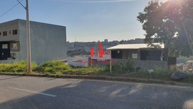 land_lot em Avenida Celina Ferreira Ottoni, Conjunto Habitacional Centenário - Varginha - MG