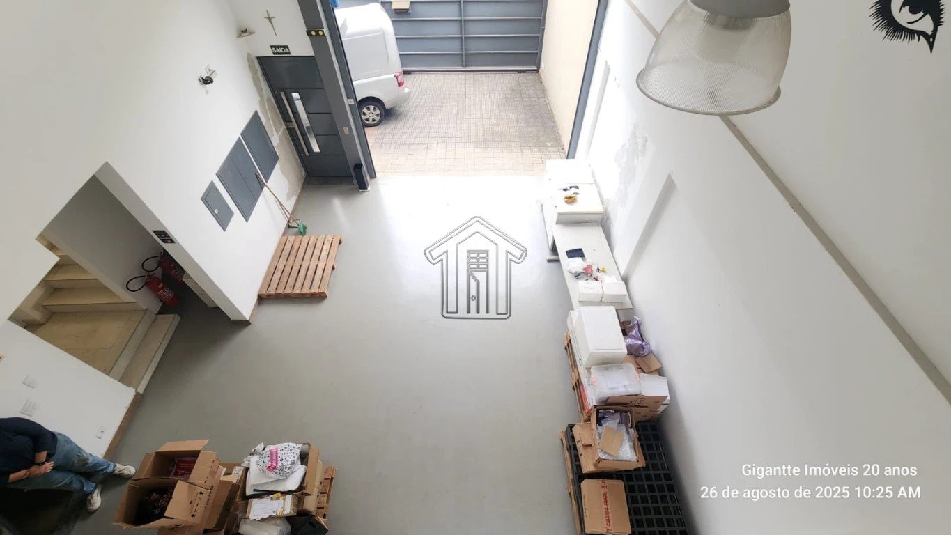 Galpão visto do escritório piso superior