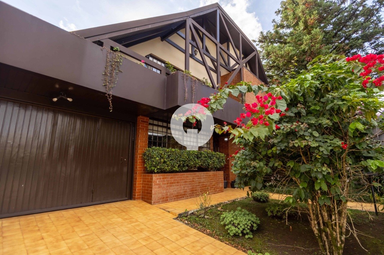 1 casa bom retiro residencial comercial sala de jantar sala de estar cozinha lavanderia escritorio v