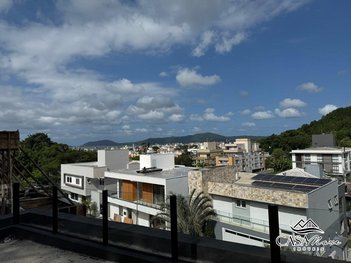 house em Rodovia Tertuliano Brito Xavier, Canasvieiras - Florianópolis - SC