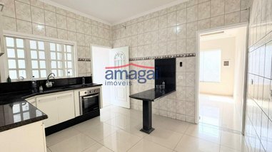 house em Rua Ciro dos Anjos, Loteamento Villa Branca - Jacareí - SP