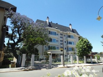 apartment em Rua Emilio Sorgetz, Centro - Gramado - RS