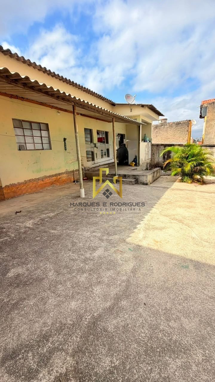 Casa com 2 quartos — Jardim Leblon, Belo Horizonte