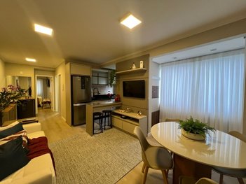 apartment em Rua das Tainhotas, Jurerê - Florianópolis - SC