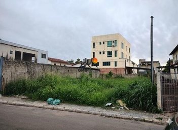 land_lot em Rua Nazinha Conrado Silva, Centro - Vespasiano - MG