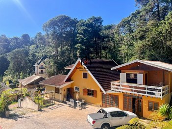 house em Rua Rubens de Moura Leite, Vila Inglesa - Campos do Jordão - SP