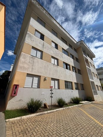 apartment em Rua Salgado Filho, Centro - Pedro Leopoldo - MG