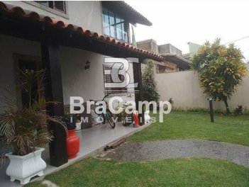 house em Rua Doutora Namir Peralta, Marazul - Niterói - RJ