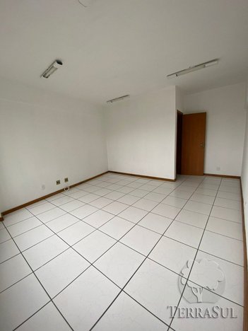 office em Tramandaí, Ipanema - Porto Alegre - RS