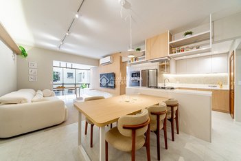 apartment em Rua Pedro Ivo, Mont Serrat - Porto Alegre - RS