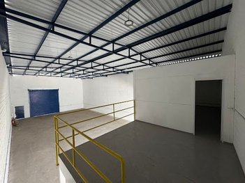 industrial em Avenida Angelo Pellicciari, Parque Residencial Jundiaí II - Jundiaí - SP