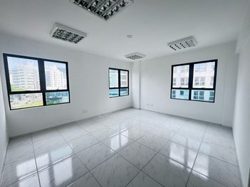 office em Rua Lauro Linhares, Trindade - Florianópolis - SC