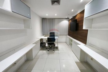 office em Estrada dos Três Rios, Freguesia (Jacarepaguá) - Rio de Janeiro - RJ