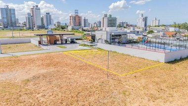 land_lot em Avenida Pedro Zapelini, Centro - Tubarão - SC