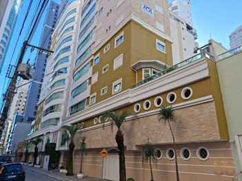 apartment em Rua 3800, Centro - Balneário Camboriú - SC