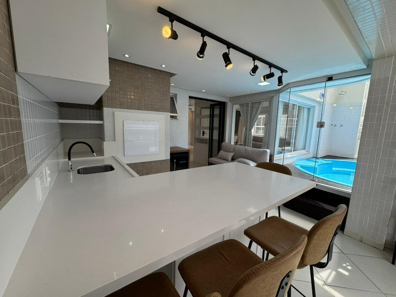 WhatsAppImage2025-11-05at10.45