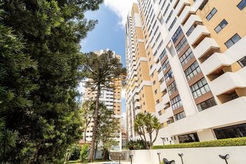 apartment em Avenida Água Verde, Água Verde - Curitiba - PR