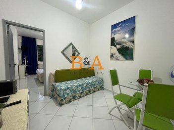 apartment em Avenida Nossa Senhora de Copacabana, Copacabana - Rio de Janeiro - RJ