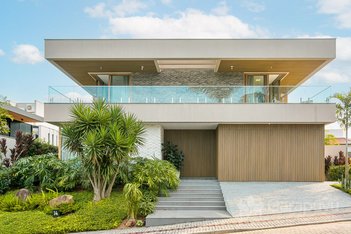 house em Estrada Haroldo Soares Glavan, Cacupé - Florianópolis - SC