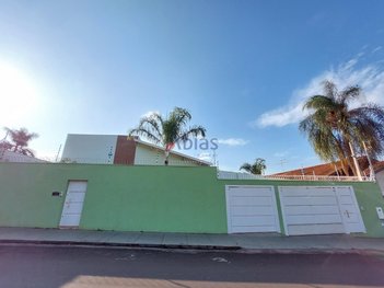 house em Rua Adolfo Catani, Jardim Macarenco - São Carlos - SP