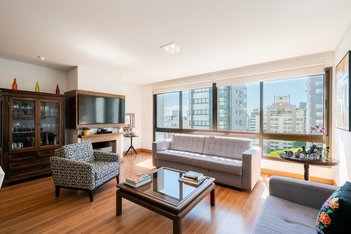 apartment em Rua João Caetano, Três Figueiras - Porto Alegre - RS