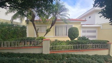 house em Rua Professor Egas Moniz, Jardim Londrina - São Paulo - SP
