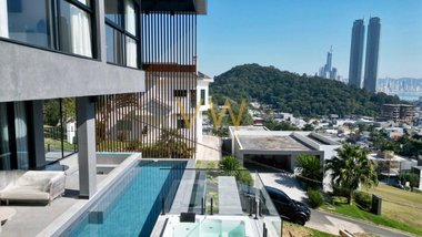 house em Rua Ivo Januário Reis, Barra - Balneário Camboriú - SC