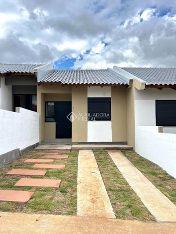 house em Rua Capitão Montanha, Morada Gaúcha - Gravataí - RS