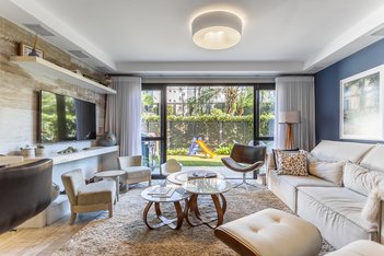apartment em Rua Cananéia, Vila Jardim - Porto Alegre - RS