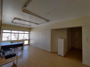 office em General Bacelar, Centro - Rio Grande - RS