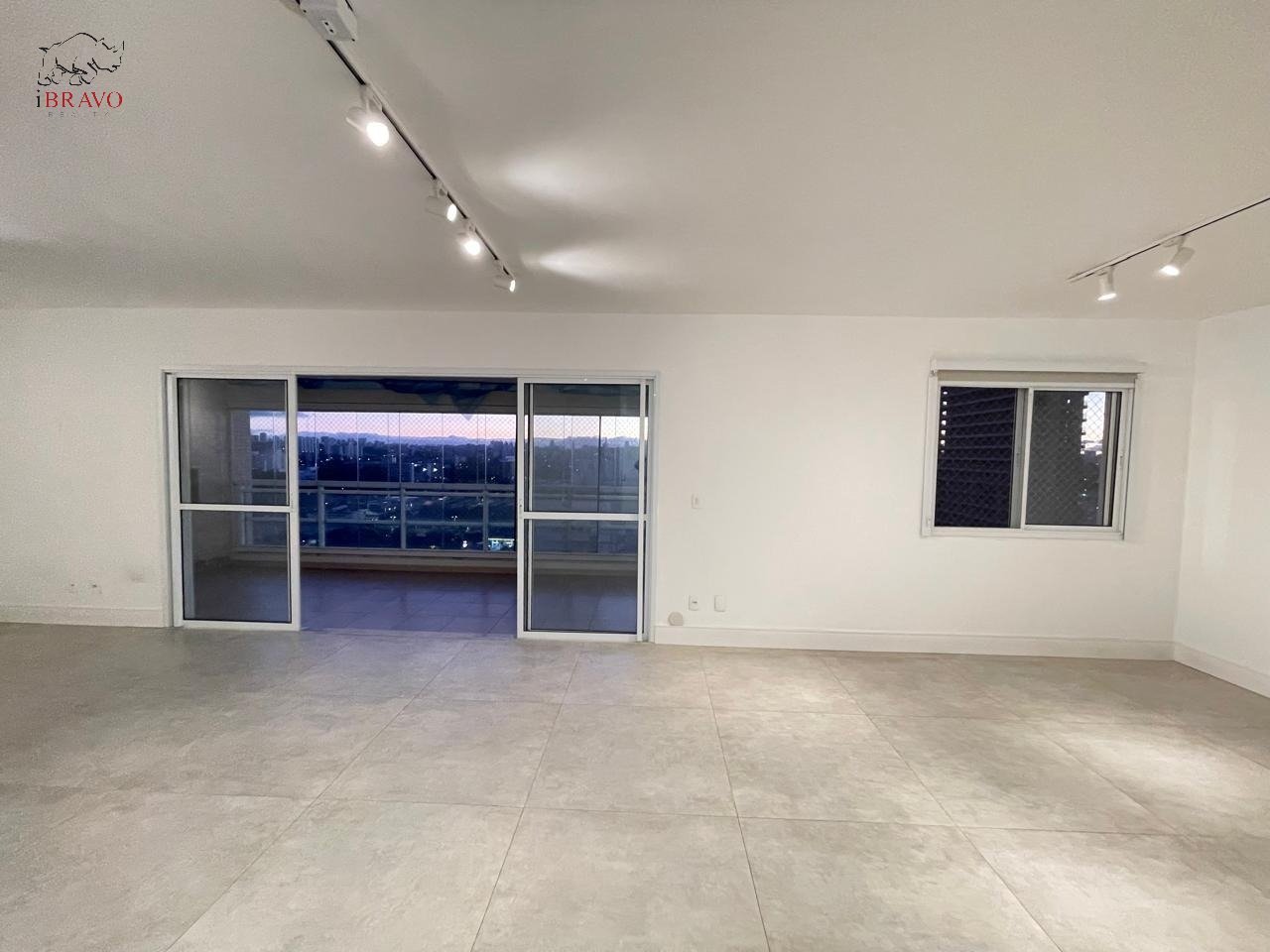 WhatsApp Image 2025-11-27 at 17.35