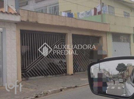 Rua Pirapitingui - facade01.jpg