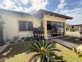 house em Rua Rio Apucaé, Centro - Xangri-Lá - RS