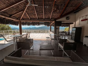 house em Avenida Irene Lopes Sodré, Engenho do Mato - Niterói - RJ