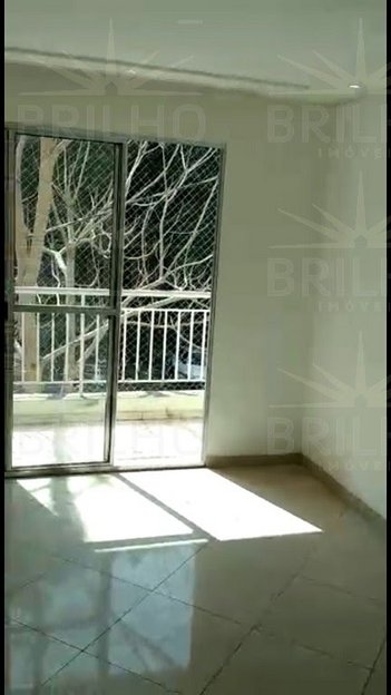 apartment em Estrada Manoel Lages do Chao, Jardim Caiapiá - Cotia - SP