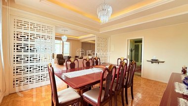 apartment em Rua Duque de Caxias, Centro Histórico - Porto Alegre - RS