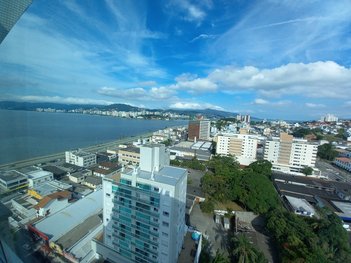 apartment em Rua Santos Saraiva, Capoeiras - Florianópolis - SC