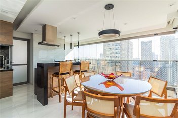 apartment em Rua Pedrália, Vila Gumercindo - São Paulo - SP