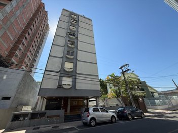 apartment em Rua Treze de Maio, Comerciário - Criciúma - SC