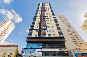 apartment em Rua Lourenço Pinto, Centro - Curitiba - PR