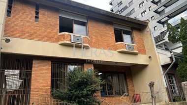 commercial_building em Doutor Lauro de Oliveira, Rio Branco - Porto Alegre - RS